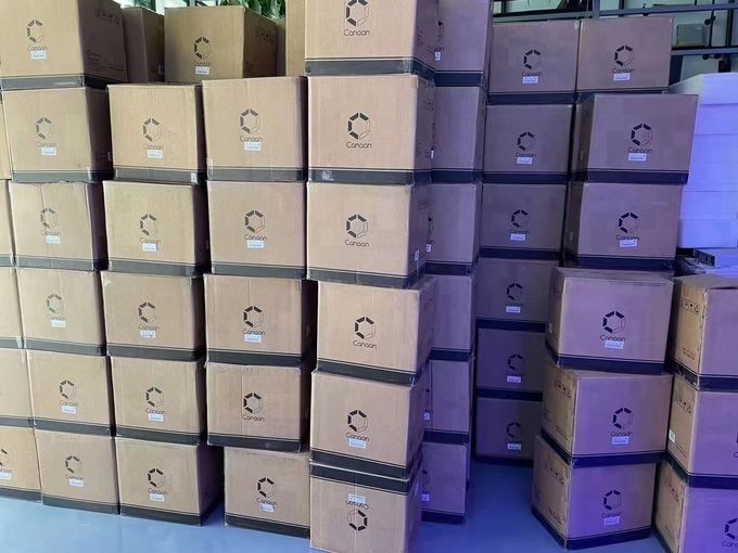 Canaan Avalonminer 1126 Pro 68t Avalon 1126 Pro 68th/S BTC Mining मशीन 0